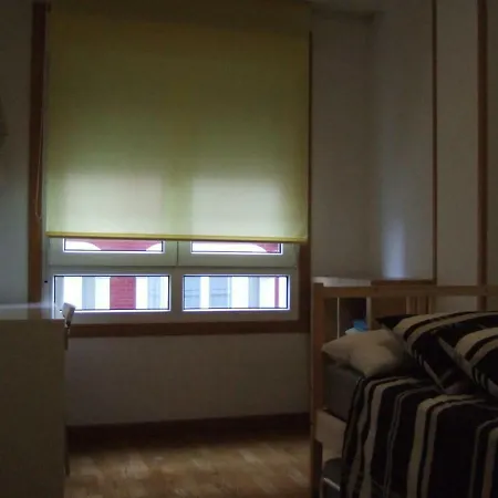 En 1ª Linea De La Playa De Covas - Viveiro