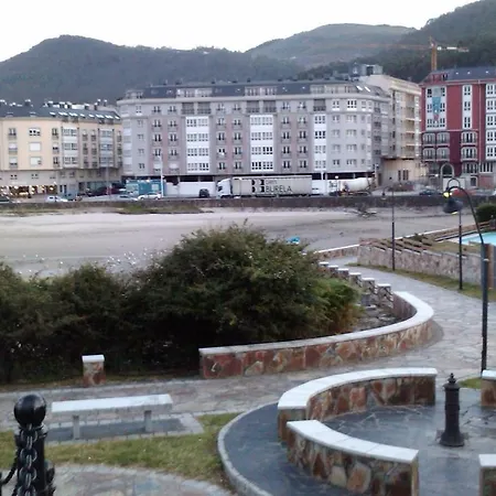 En 1ª Linea De La Playa De Covas -